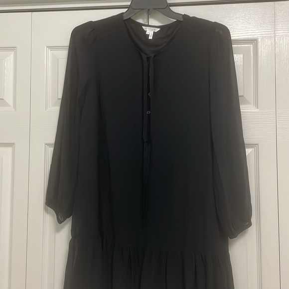 NWT Draper James Ladies Tie Neck Flounce Shift Dress Size Small. Color. Black - Picture 8 of 10